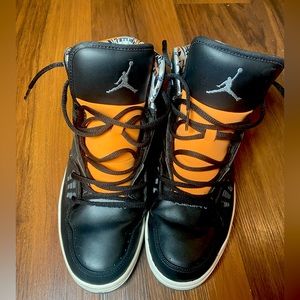 Nike Air Jordan 1 Flight mid